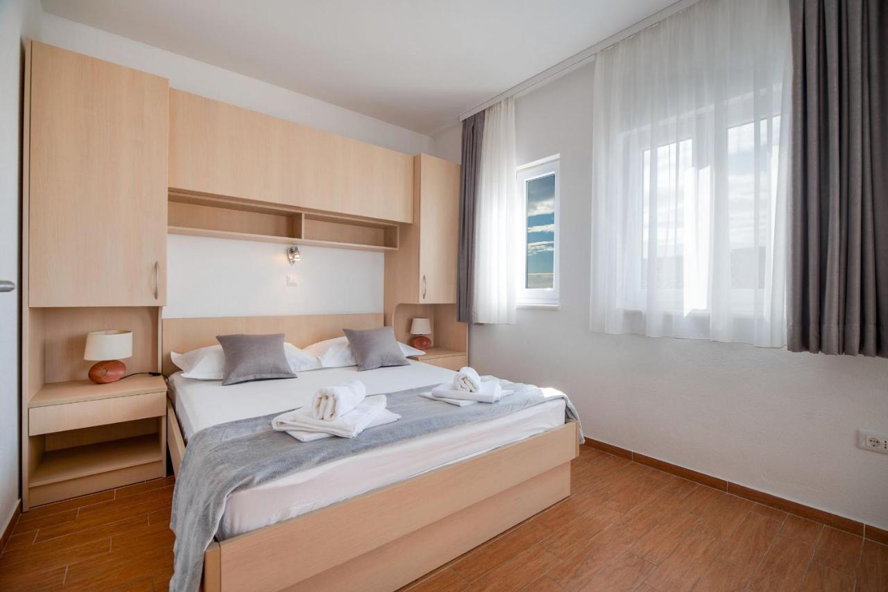 Villa Lelas Makarska Exterior photo