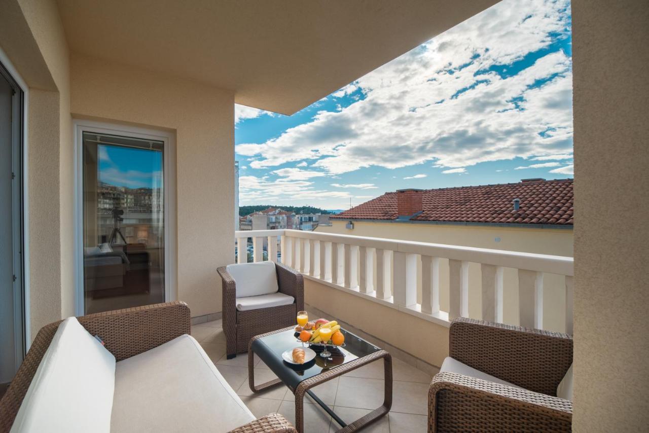 Villa Lelas Makarska Exterior photo