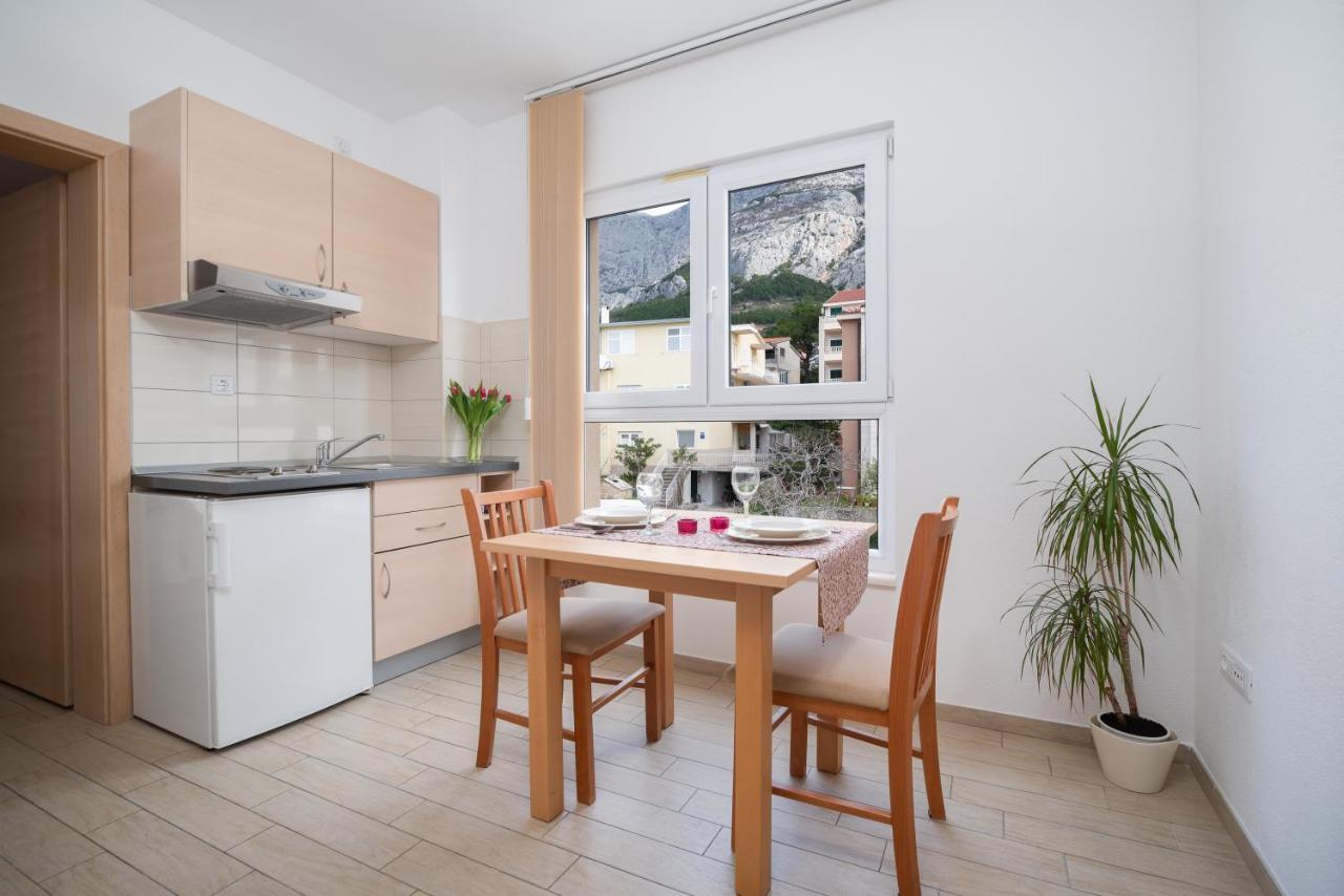 Villa Lelas Makarska Exterior photo