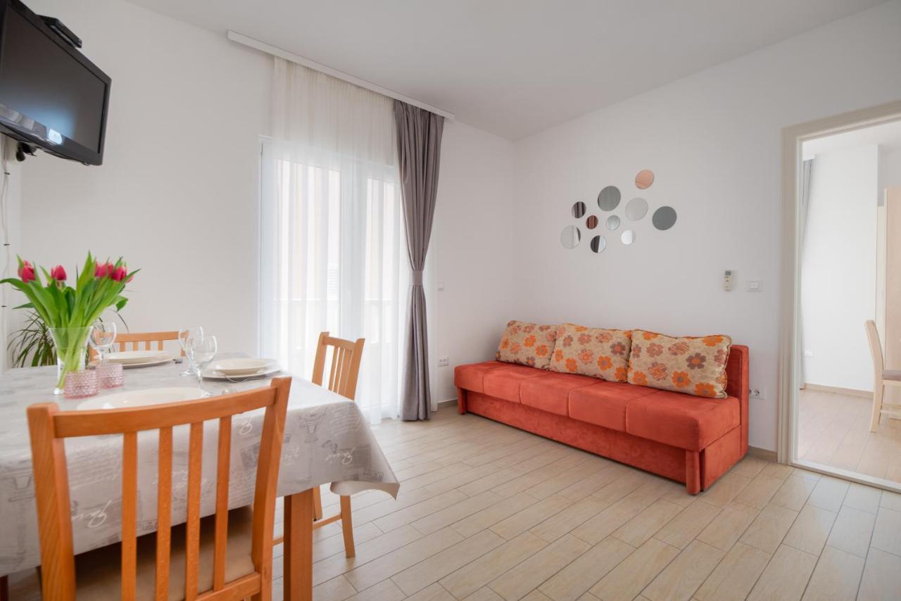 Villa Lelas Makarska Exterior photo